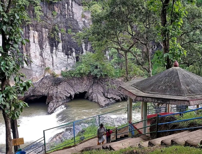 syntheri rocks gund near [dandeli jungle inn]
